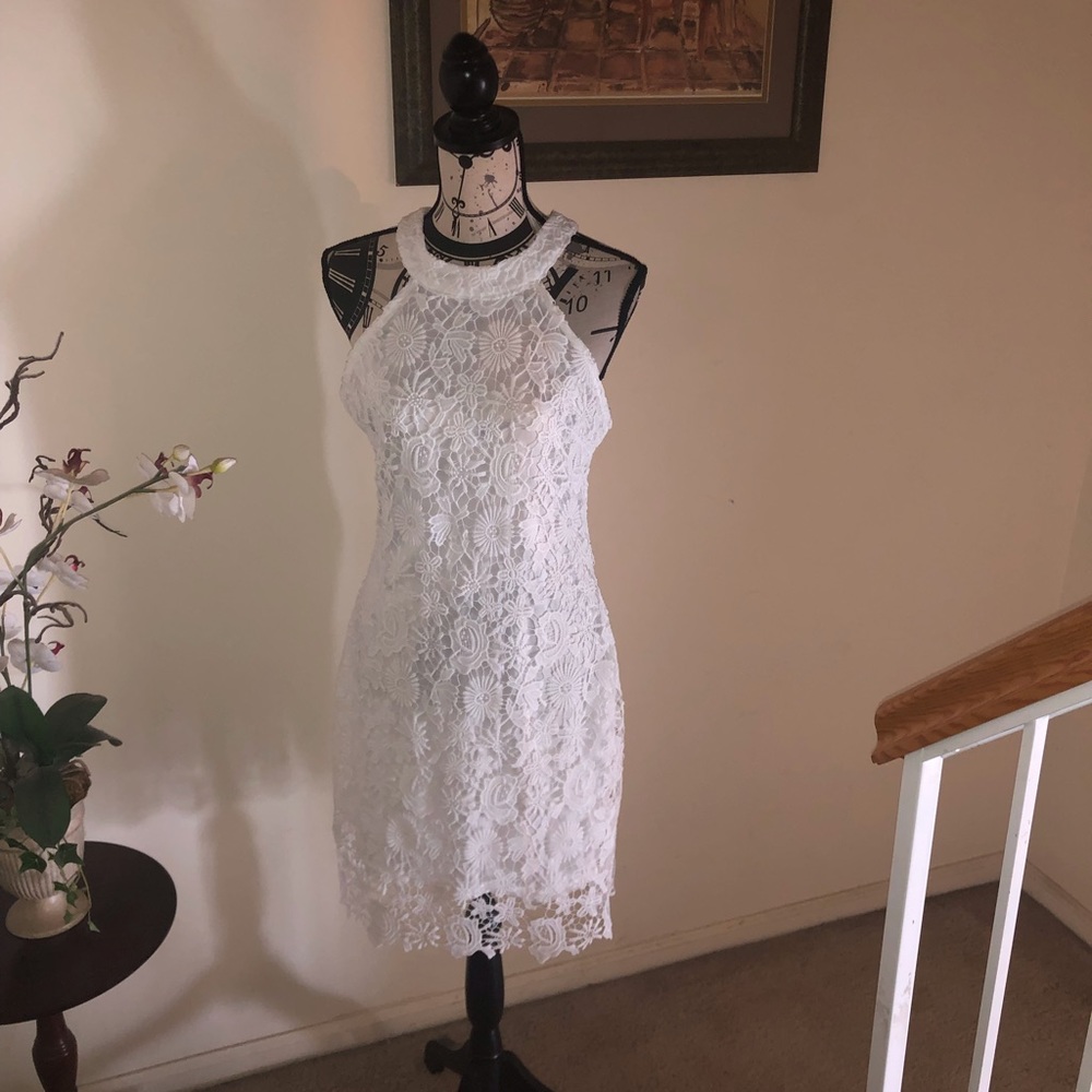Fitted Lace White dress - size 12
